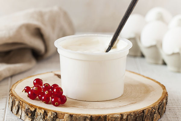 Maustepalvelun makeuttamaton aromisekoitusratkaisu maustamattomille jogurteille.